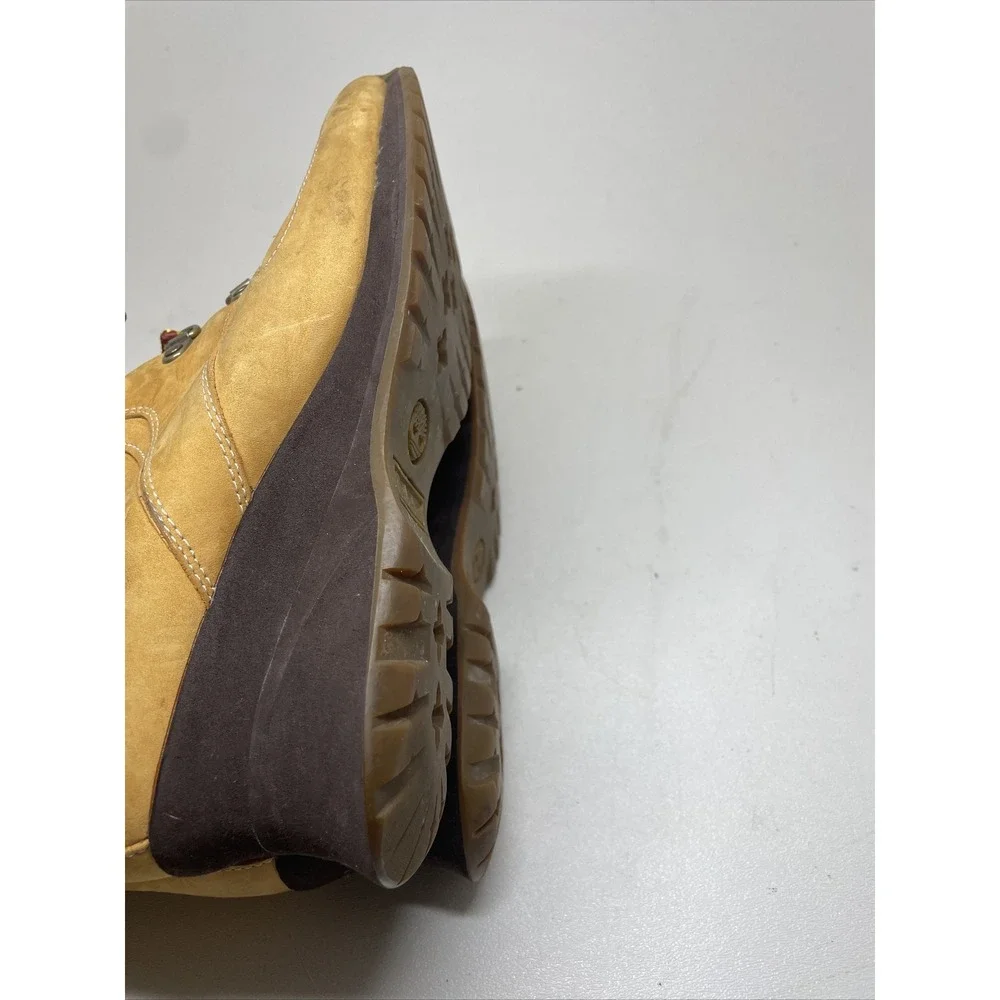 Timberland Women's Boot‎ Wedges Heels Size 7M Brown